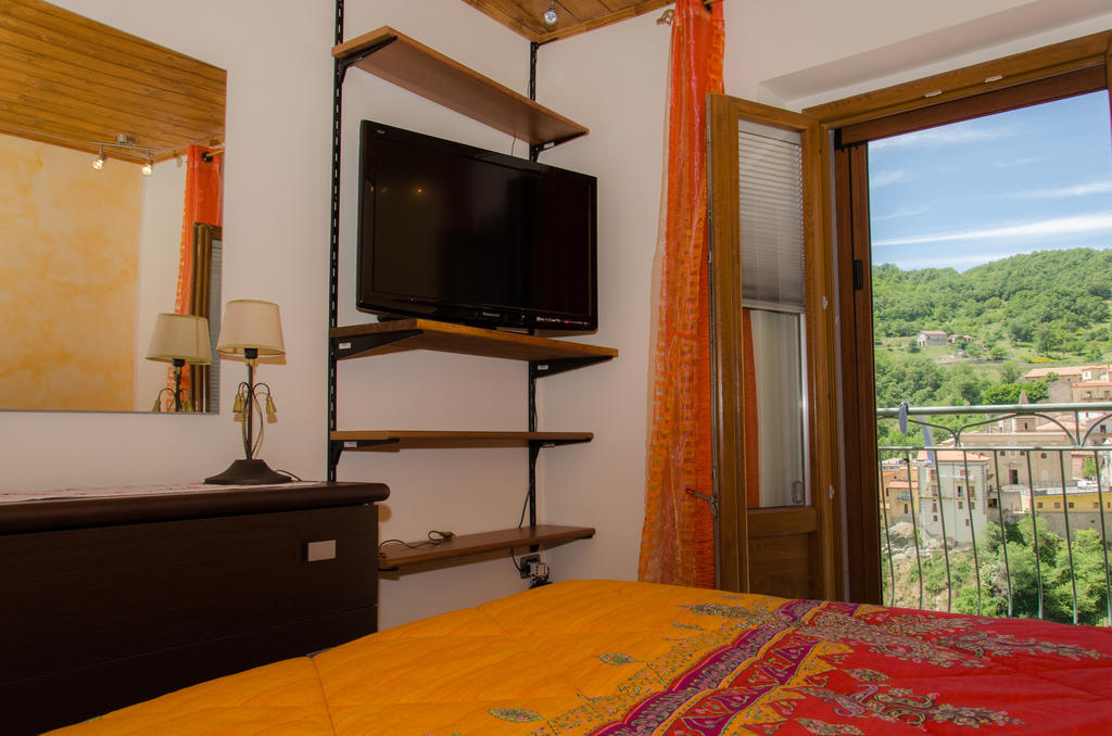 B&B La Perla Nelle Dolomiti Castelmezzano Bilik gambar
