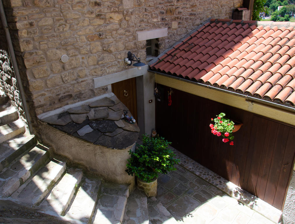 B&B La Perla Nelle Dolomiti Castelmezzano Luaran gambar